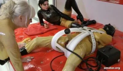 Madame Gillette, Lady Ashley - Extremly Tubed and Milked [HD 720p] (Rubber, Pissing)