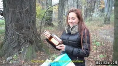 Nicky, Lucy & Sabine [HD] (Peeing, Nicky)