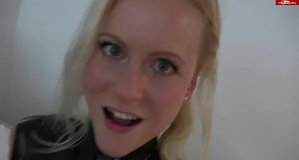 Perverse Almanac - Blutjunges TEEN mit MEGA TITTEN!!! mit blondehexe [HD 720p] 78.73 MB